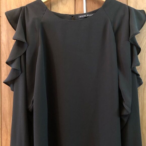 Hyfve Women’s Large Long Sleeve Hi Lo Blouse Cold Shoulder Ruffles Fairygoth - Picture 3 of 7